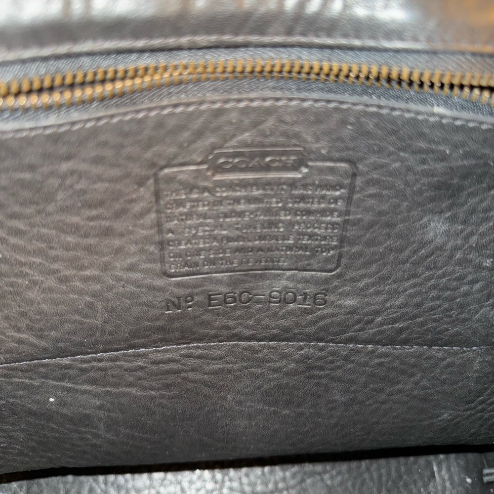 Berkeley Convertible Backpack #9016. - Picture 4 of 7